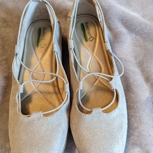 Bare Traps ballet flats 8.5